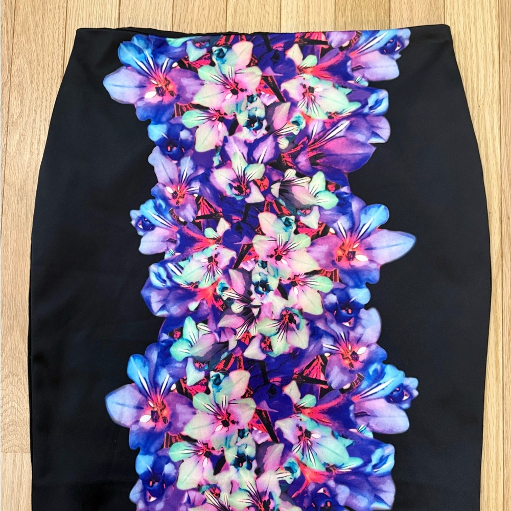 Express Black and Multicolor Floral Pencil Skirt